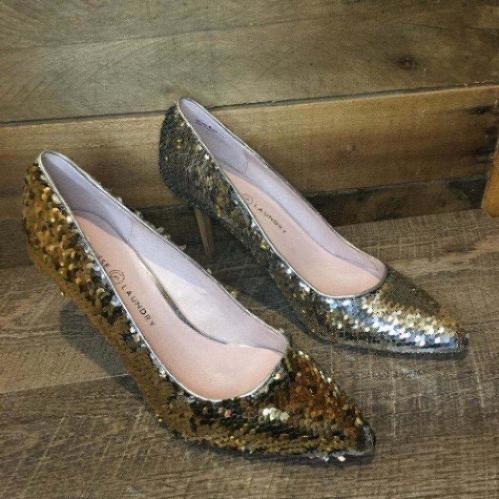 NEW Chinese Laundry Ruth’s Reversible Sequins Pump - Picture 4 of 9